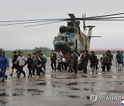 김정은, 신의주·의주군 수해 현장 방문 지휘