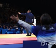 조구함 해설의 절규 "심판, 왜 허미미에게만 지도주나" [파리 유도]