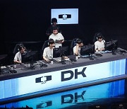 DK, 젠지 잡고 2군 리그 1위 수성