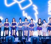 14 countries, 51 concerts, 1.5 million fans: Twice concludes record-breaking 'Ready to Be' world tour