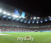 [MD포토] 상암벌에서 열린 한여름밤의 축구 축제