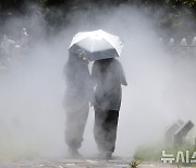 폭염 위기경보 '심각' 단계로 상향…중대본 가동