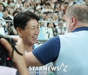 "K리그 경쟁력 보셨죠?" 박태하 감독도 대만족! 매운맛 'K-축구'에 6만 3천 관중 푹 빠졌다[상암 현장]