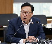 김병환 금융위원장, 새출발기금 간담회 모두발언