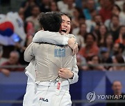 '특급조커' 사브르 도경동, '金+조기전역' 두마리 토끼 잡았다[파리 올림픽]