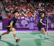 Korea’s Kim Won-ho and Jeong Na-eun take silver in badminton mixed doubles