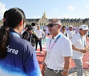 김우진과 임시현 만난 정의선 회장