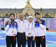 묵묵한 양궁 '맏언니' 전훈영, 메달만큼 빛났다