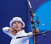 Korea take gold and silver in women's individual archery as Lim Si-hyeon makes it 3