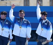 양궁男 개인전 은메달 확보…김우진-이우석 4강 맞대결