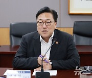 김병환 금융위원장, 코스피 폭락에 긴급 시장점검회의