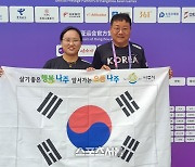 ‘부상 투혼’ 초조하게 지켜본 안세영 부친 “장하고 자랑스럽다…협회와의 문제 잘 조율해야”[SS파리in]