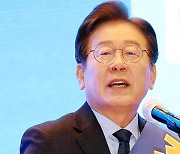 민주당 강령에 ‘이재명표’ 기본사회·당원 중심 정당 반영키로