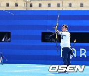 김우진-이우석, '파리올림픽 양궁 남자 개인 준결승 맞대결' [사진]