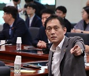 "우리가 깡패냐" 충돌하고 소송전...'이진숙발 이사 선임'으로 전쟁 중인 방통위