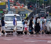 서울서 첫 폭염 재대본 가동…위기 단계 최고 수준 ‘심각’ 격상