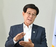 “부산 기장군 일광 앞바다에 800석이상 공연·전시장”