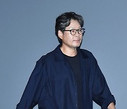 유재명, 강렬한 비주얼 [포토엔HD]