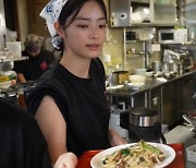 "연락 완전히 끊겼다"..‘뉴진스 민지' 닮은 日 중국집 사장 행방 묘연, 무슨 일?