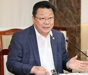 삼성 찾은 주형환 "청년 일자리 취업 돕는 프로그램, 적극 지원"