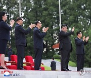 김정은, 평북도 수해복구 파견 백두산영웅청년돌격대 진출식 참석