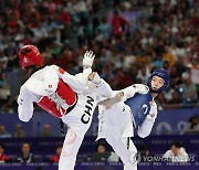 '세계 24위가 1위 잡다' 태권도 김유진, 中잡고 결승행 대이변 [파리 태권도]