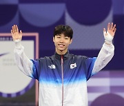 Park Tae-joon wins S. Korea's first-ever men's 58-kg Olympic gold in Taekwondo