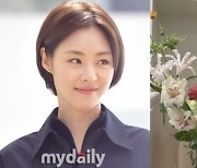 '만삭' 이연희, 최지우와 육아 토크 나눴나…"언니랑 수다" 근황 공개