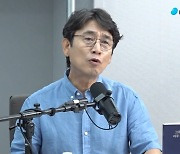 유시민 “야당 대표가 목에 칼이 찔려도 신문 1면 탑으로 안 간다”