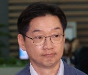 김경수, 친문·비명 구심점 부상… ‘이재명 대권가도’ 견제 가능성