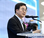 축사하는 김동연 경기지사