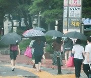 내일날씨, 수도권 등 시간당 20mm 내외 소나기... 낮 기온 31~35도