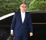 “청문회 출석 안하겠다”...검찰총장도 탄핵 검사들도 보이콧 나섰다