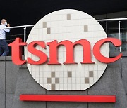 TSMC, 7월 매출 45% 폭증… "AI 칩 수요 견조"