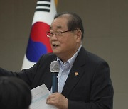 이종찬 광복회장 "광복절 행사에 못 가…건국절 추구 태도 바꿔야"