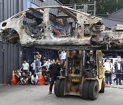 화재 공포에…현대차, 전기차 배터리 제조사 공개 '국내 첫 사례'