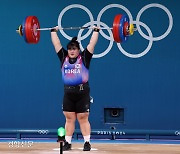 박혜정, 역도 한국신기록 ‘번쩍’…엄마께 바친 ‘은메달’