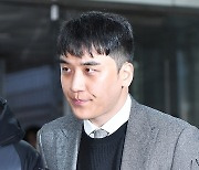 승리 “‘버닝썬’ 행사 참석 NO, 지드래곤 언급은 반성”