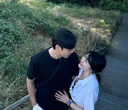 김소현♥손준호 영재 아들과 美여행 중 꿀뚝뚝 눈맞춤, 아직 신혼같네