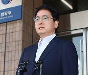 [현장연결] 심우정 "무거운 책임감…검찰 국민신뢰 얻도록 최선 다하겠다"