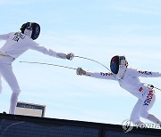 베르사유 하늘 아래 펼쳐지는 펜싱