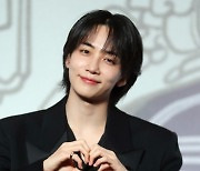 세븐틴 정한, 멤버 중 첫 입대…"미니 12집 활동·월드투어 불참"