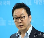 "명팔이 척결" 외친 정봉주, 강성 친명 '벌집' 건드렸다