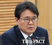 혁신당 "밀정에 둘러싸인 술취한 尹, 나라 팔아먹을까 우려"