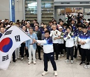 [포토] ‘역대 최고 성적’ 파리올림픽 선수단 본진 귀국