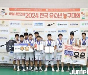 '고등부 첫 우승 쾌거' 오재모 원장과 KCC U18의 동행