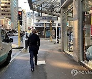 '이민 천국' 그 나라, 13만명 떠났다