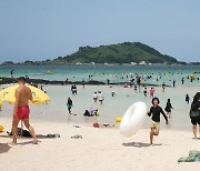 '제주 해수욕장 북적북적'