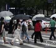 폭염 속 소나기 내리는 퇴근길