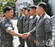 공군 중원기자 방문한 이영수 공군참모총장